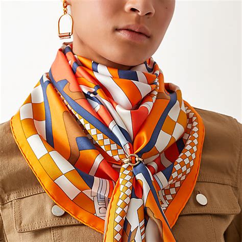 foulard hermes style|where to buy hermes scarves.